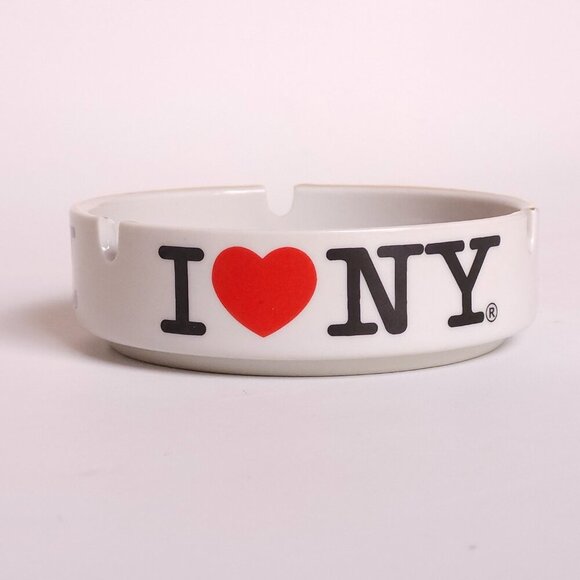 FUN I Love New York Ashtray Jay Joshua Souvenir Round Ashtray - Picture 5 of 6